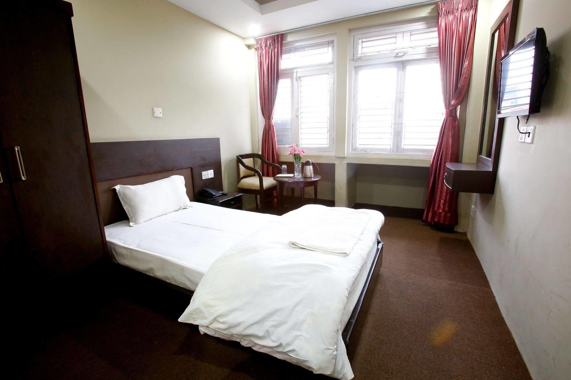 Hotel Nandini Kathmandu Exterior photo